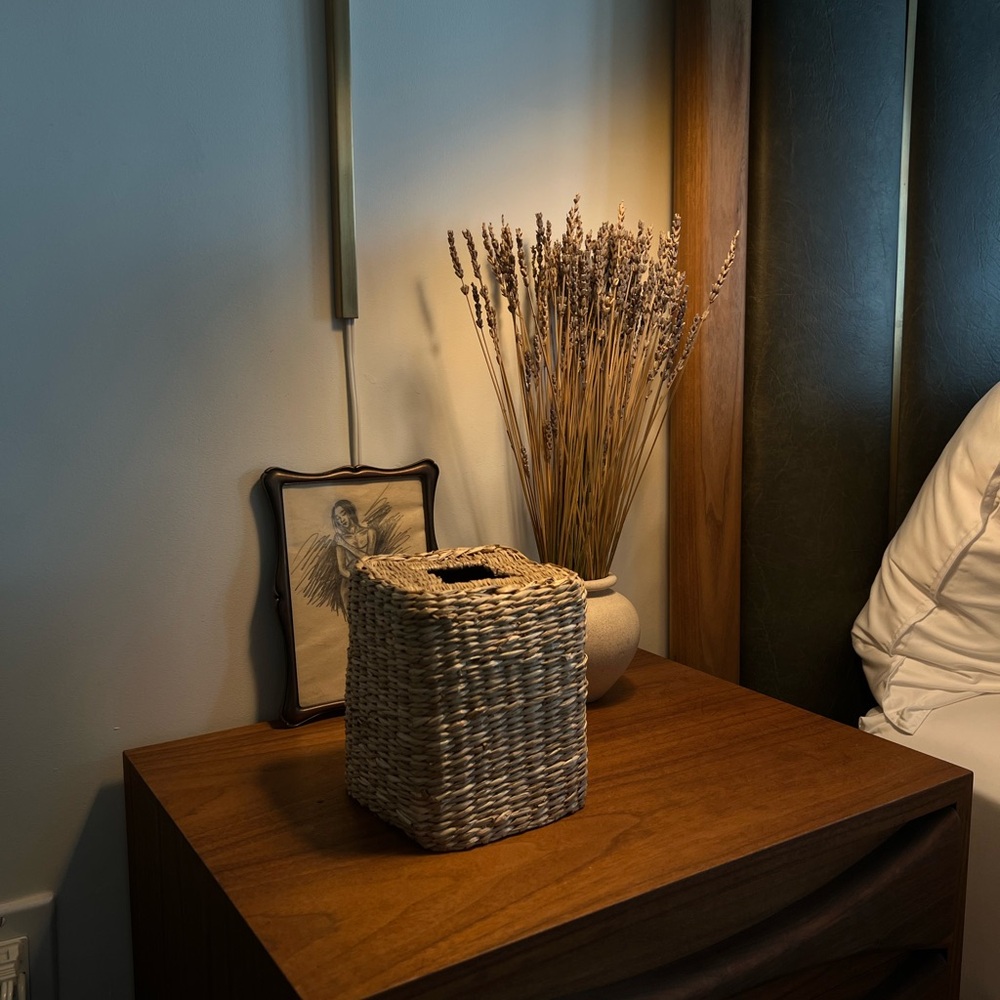 Woven Basket Tissue Holder